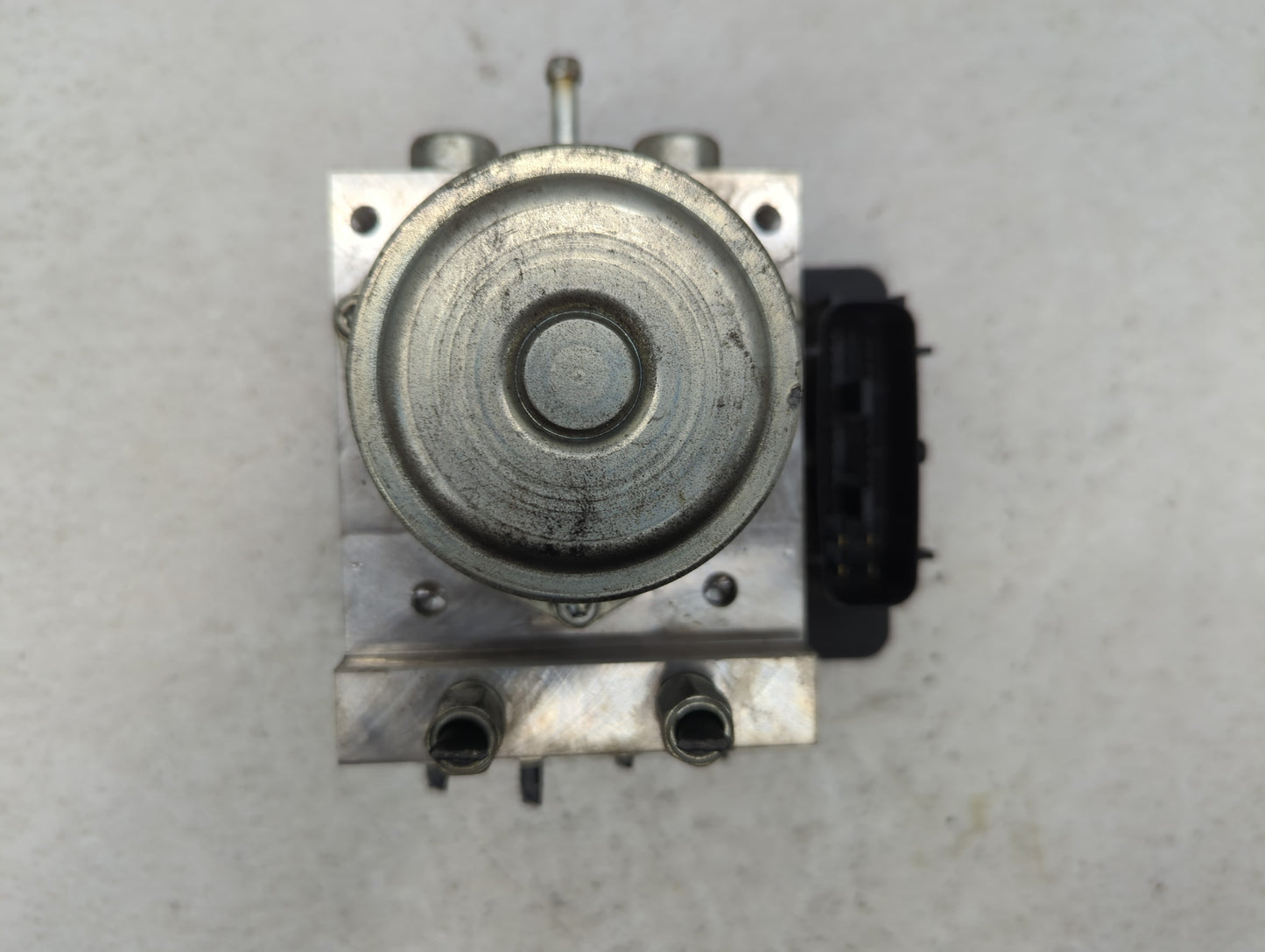 2012-2015 Nissan Rogue ABS Pump Control Module Replacement P/N:25251916 Fits Fits 2012 2013 2014 2015 OEM Used Auto Parts - 
