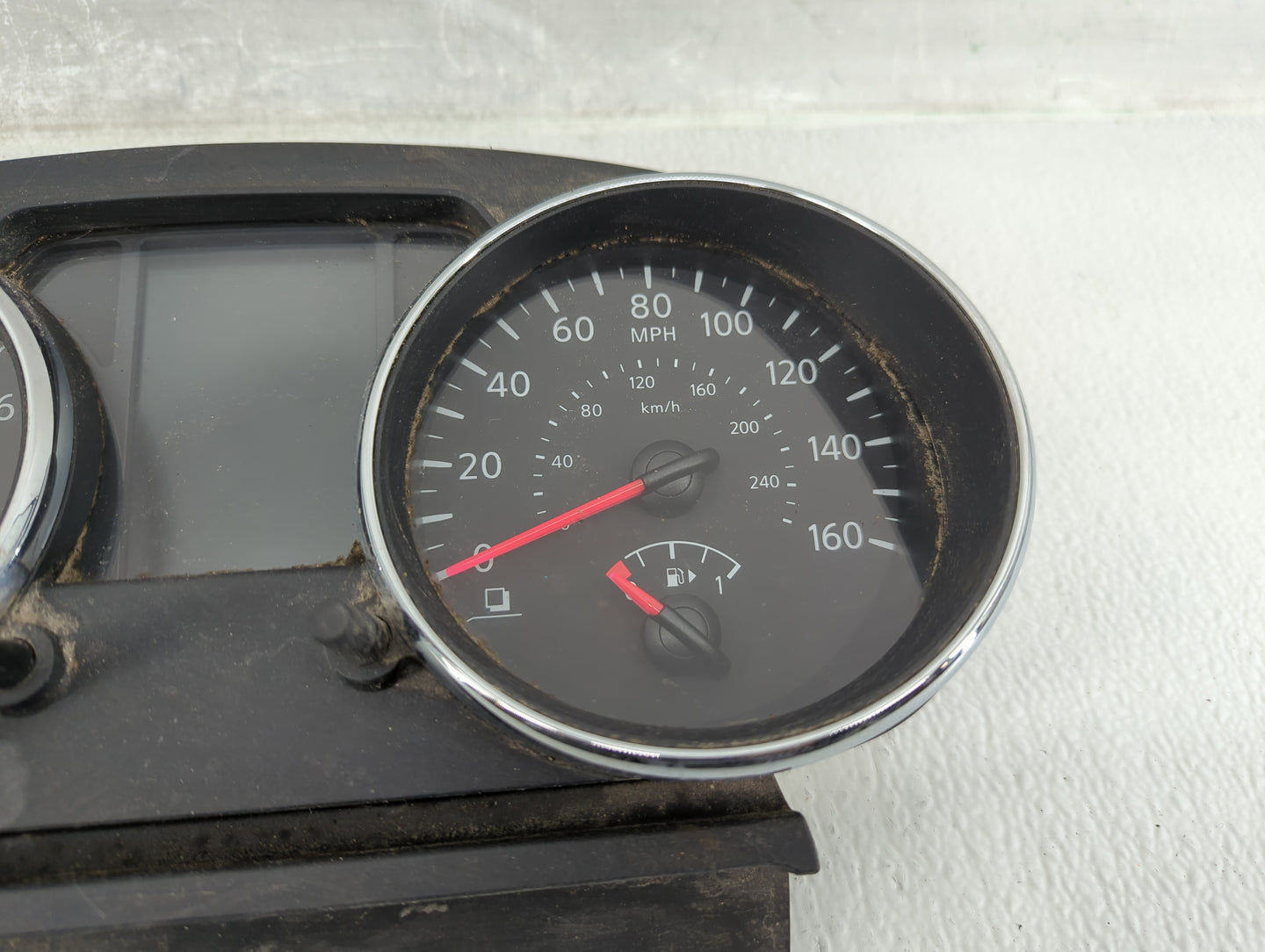 2011-2012 Nissan Rogue Instrument Cluster Speedometer Gauges P/N:24810 1VX5A Fits Fits 2011 2012 OEM Used Auto Parts - Oemus