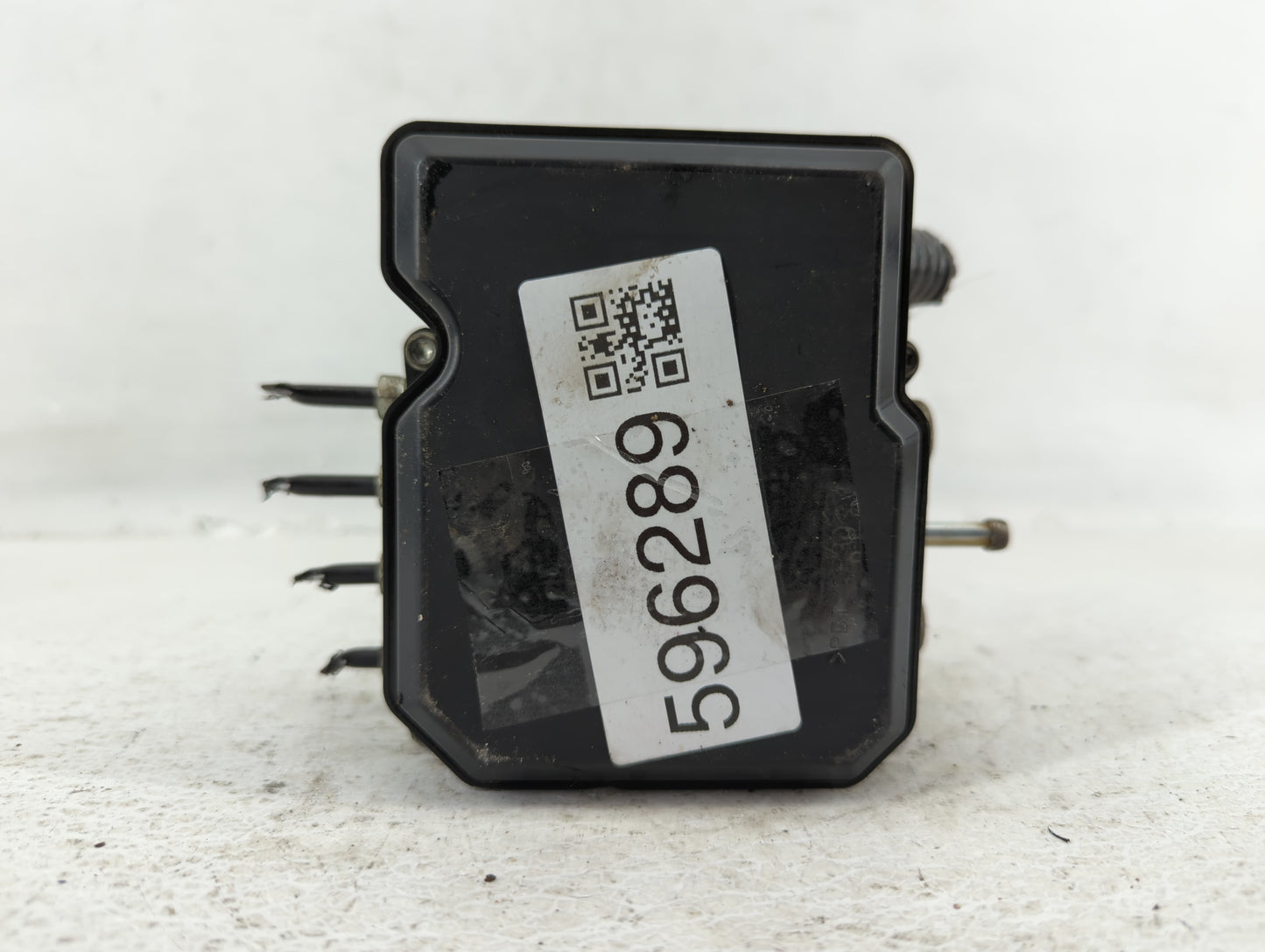 2012-2015 Nissan Rogue ABS Pump Control Module Replacement P/N:47660 JM04A Fits Fits 2012 2013 2014 2015 OEM Used Auto Parts