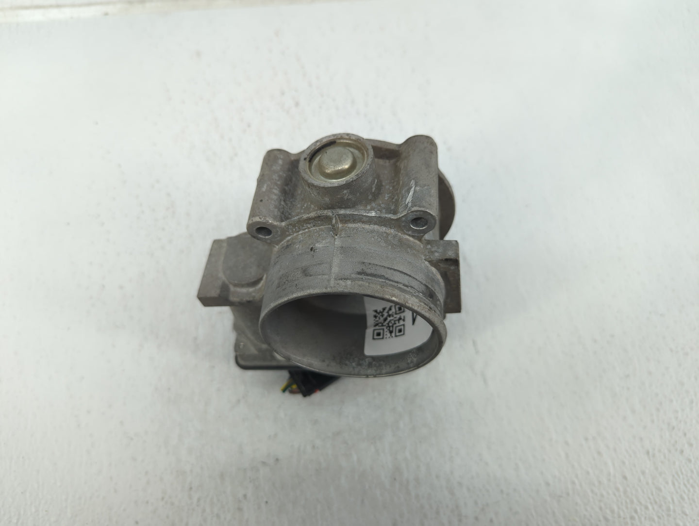 2011-2015 Nissan Rogue Throttle Body P/N:022007 7T4E-EB 070510118322 Fits Fits 2011 2012 2013 2014 2015 OEM Used Auto Parts 