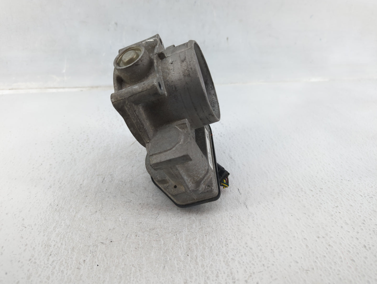 2011-2015 Nissan Rogue Throttle Body P/N:022007 7T4E-EB 070510118322 Fits Fits 2011 2012 2013 2014 2015 OEM Used Auto Parts 