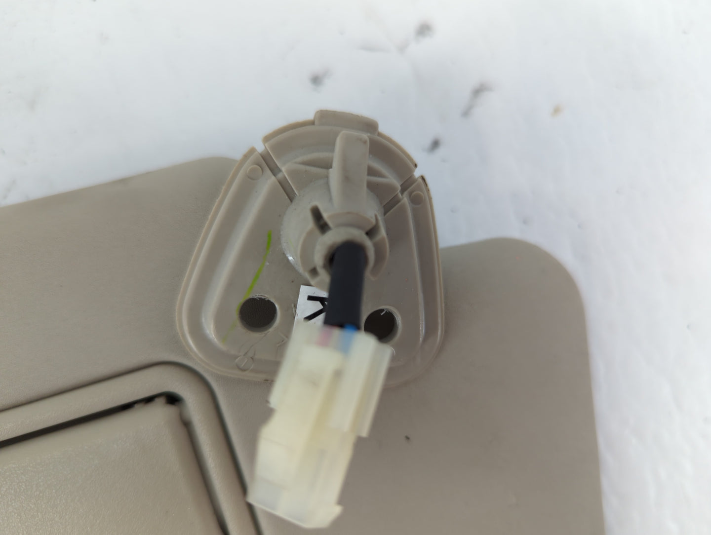 2008-2015 Nissan Rogue Sun Visor Shade Replacement Passenger Right Mirror Fits Fits 2008 2009 2010 2011 2012 2013 2014 2015 