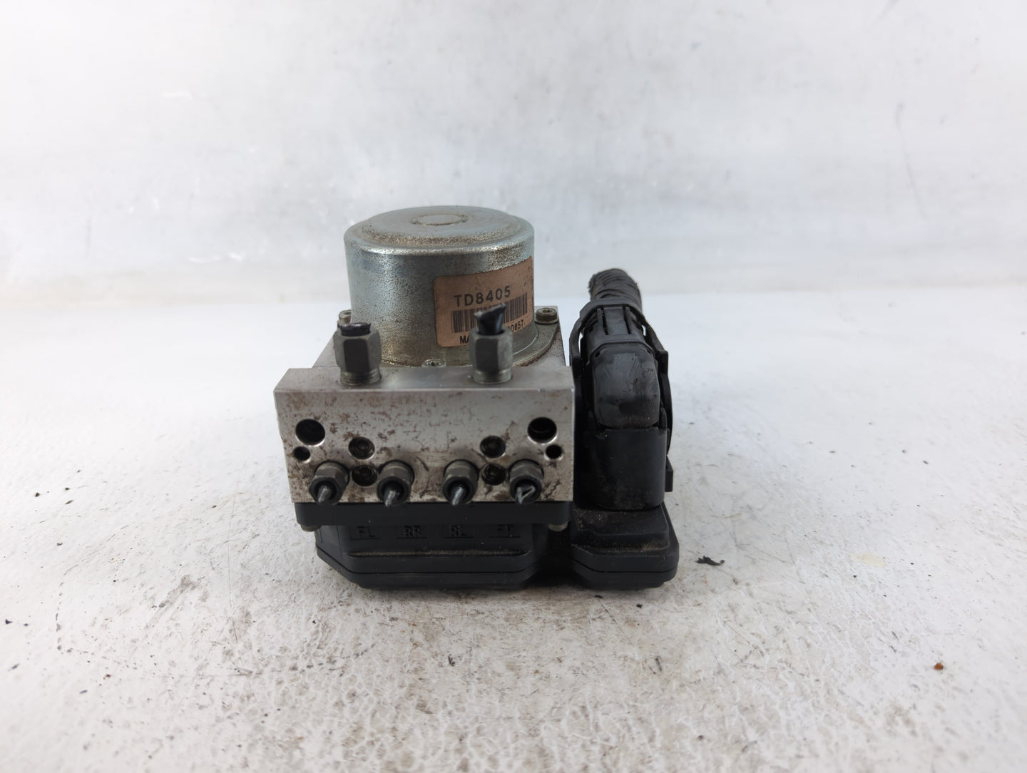 2012-2015 Nissan Rogue ABS Pump Control Module Replacement P/N:1X090657 TD8405 Fits Fits 2012 2013 2014 2015 OEM Used Auto P
