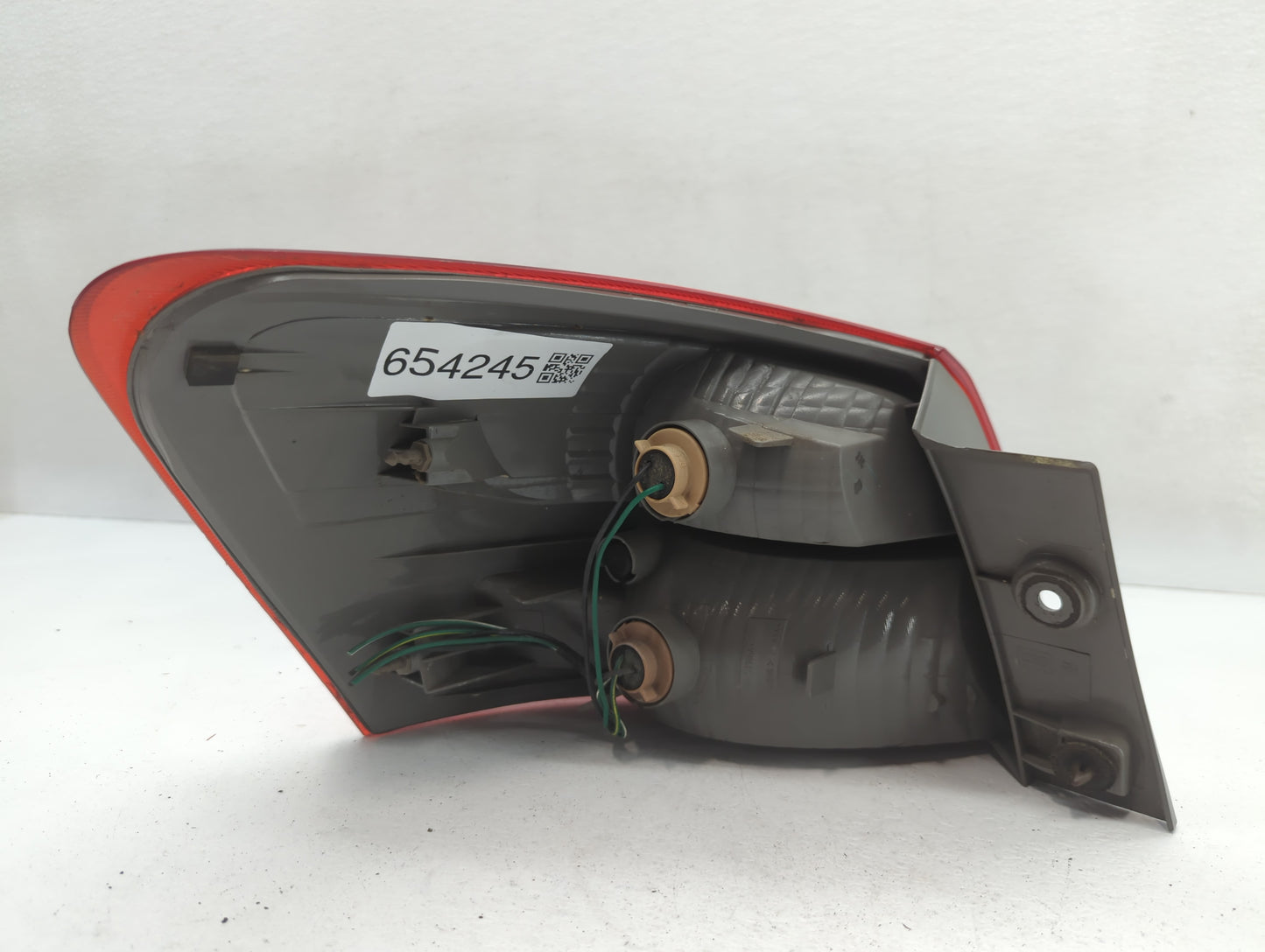 2008-2015 Nissan Rogue Tail Light Assembly Passenger Right OEM Fits Fits 2008 2009 2010 2011 2012 2013 2014 2015 OEM Used Au