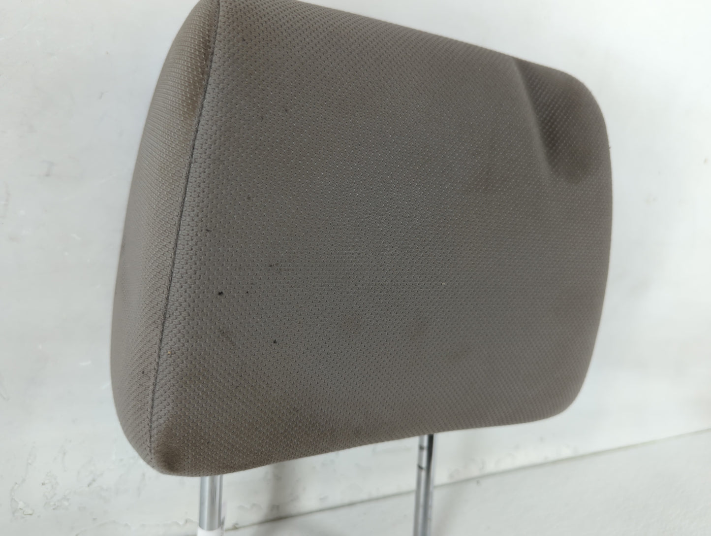 2011-2013 Nissan Rogue Headrest Head Rest Front Driver Passenger Seat Fits Fits 2011 2012 2013 OEM Used Auto Parts - Oemused