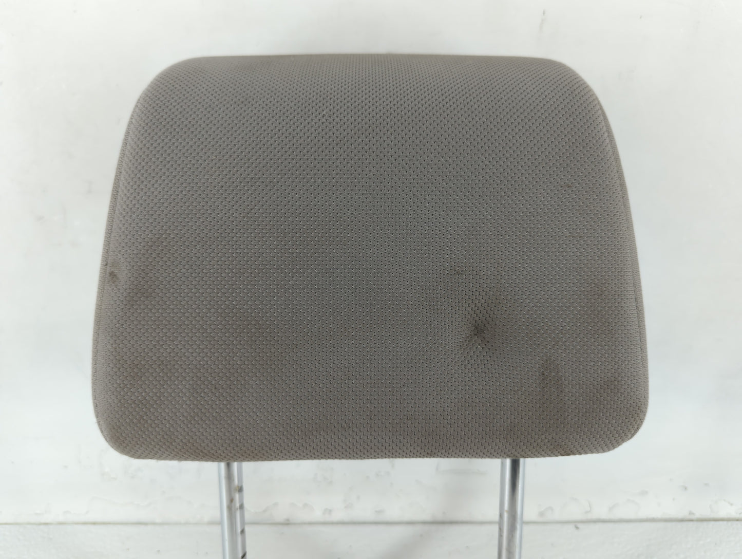 2011-2013 Nissan Rogue Headrest Head Rest Front Driver Passenger Seat Fits Fits 2011 2012 2013 OEM Used Auto Parts - Oemused