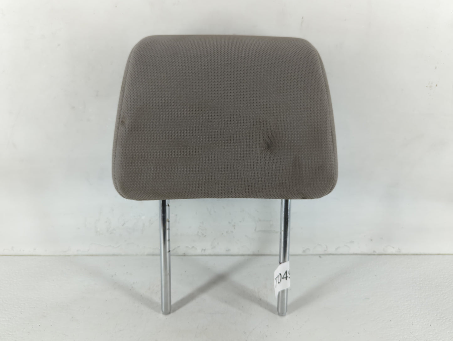 2011-2013 Nissan Rogue Headrest Head Rest Front Driver Passenger Seat Fits Fits 2011 2012 2013 OEM Used Auto Parts - Oemused