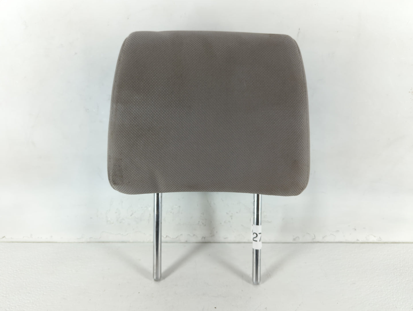 2011-2013 Nissan Rogue Headrest Head Rest Front Driver Passenger Seat Fits Fits 2011 2012 2013 OEM Used Auto Parts - Oemused