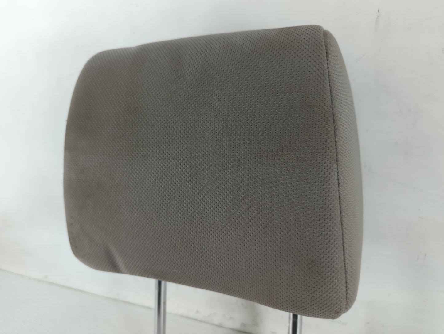 2011-2013 Nissan Rogue Headrest Head Rest Front Driver Passenger Seat Fits Fits 2011 2012 2013 OEM Used Auto Parts - Oemused