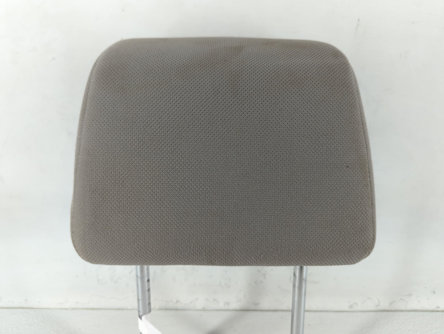2011-2013 Nissan Rogue Headrest Head Rest Front Driver Passenger Seat Fits Fits 2011 2012 2013 OEM Used Auto Parts - Oemused