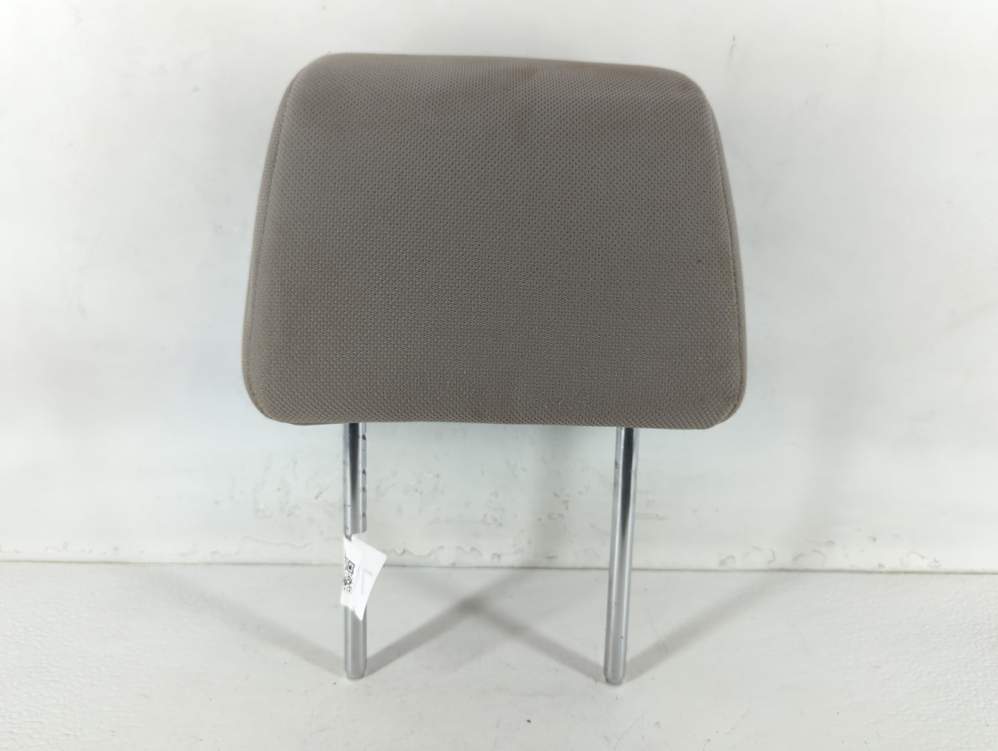 2011-2013 Nissan Rogue Headrest Head Rest Front Driver Passenger Seat Fits Fits 2011 2012 2013 OEM Used Auto Parts - Oemused