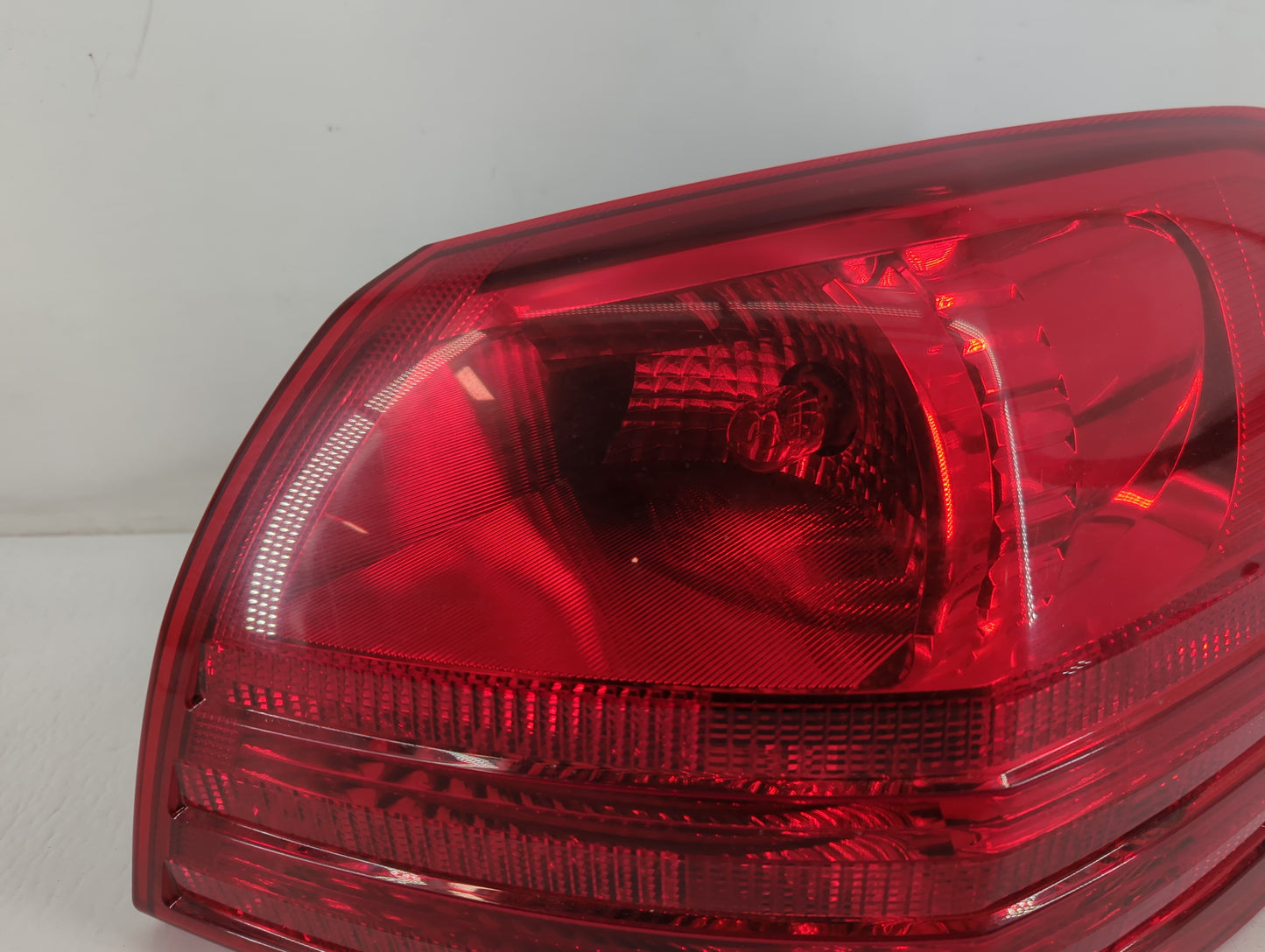 2008-2015 Nissan Rogue Tail Light Assembly Passenger Right OEM P/N:W21 Fits Fits 2008 2009 2010 2011 2012 2013 2014 2015 OEM