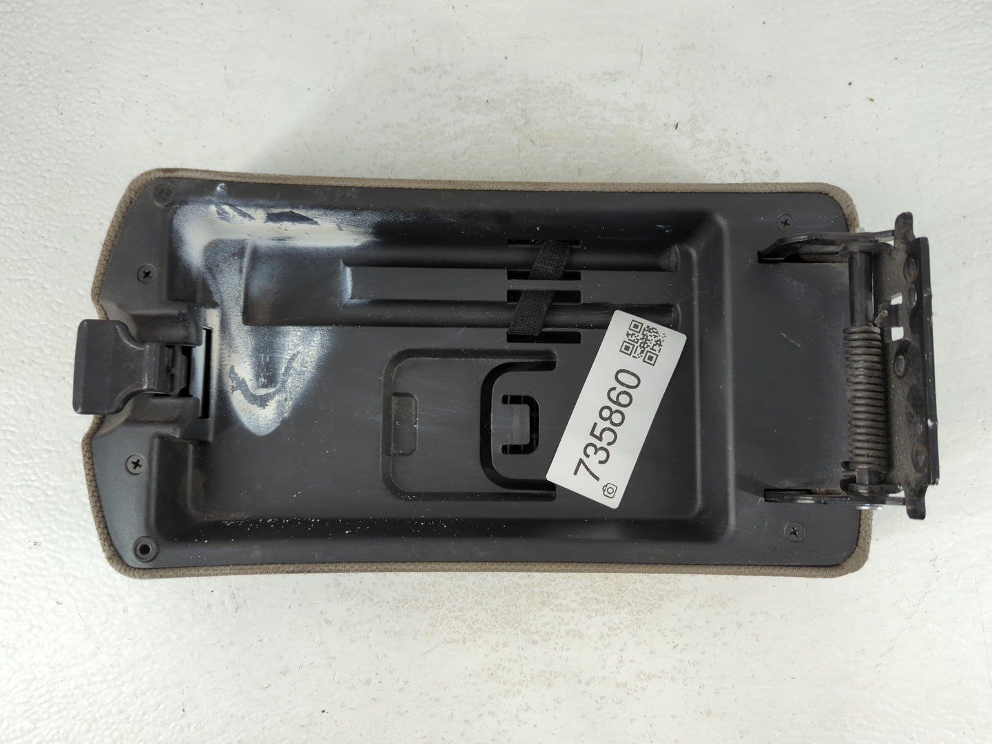 2012 Nissan Rogue Center Console Armrest Cover Lid Fits OEM Used Auto Parts - Oemusedautoparts1.com