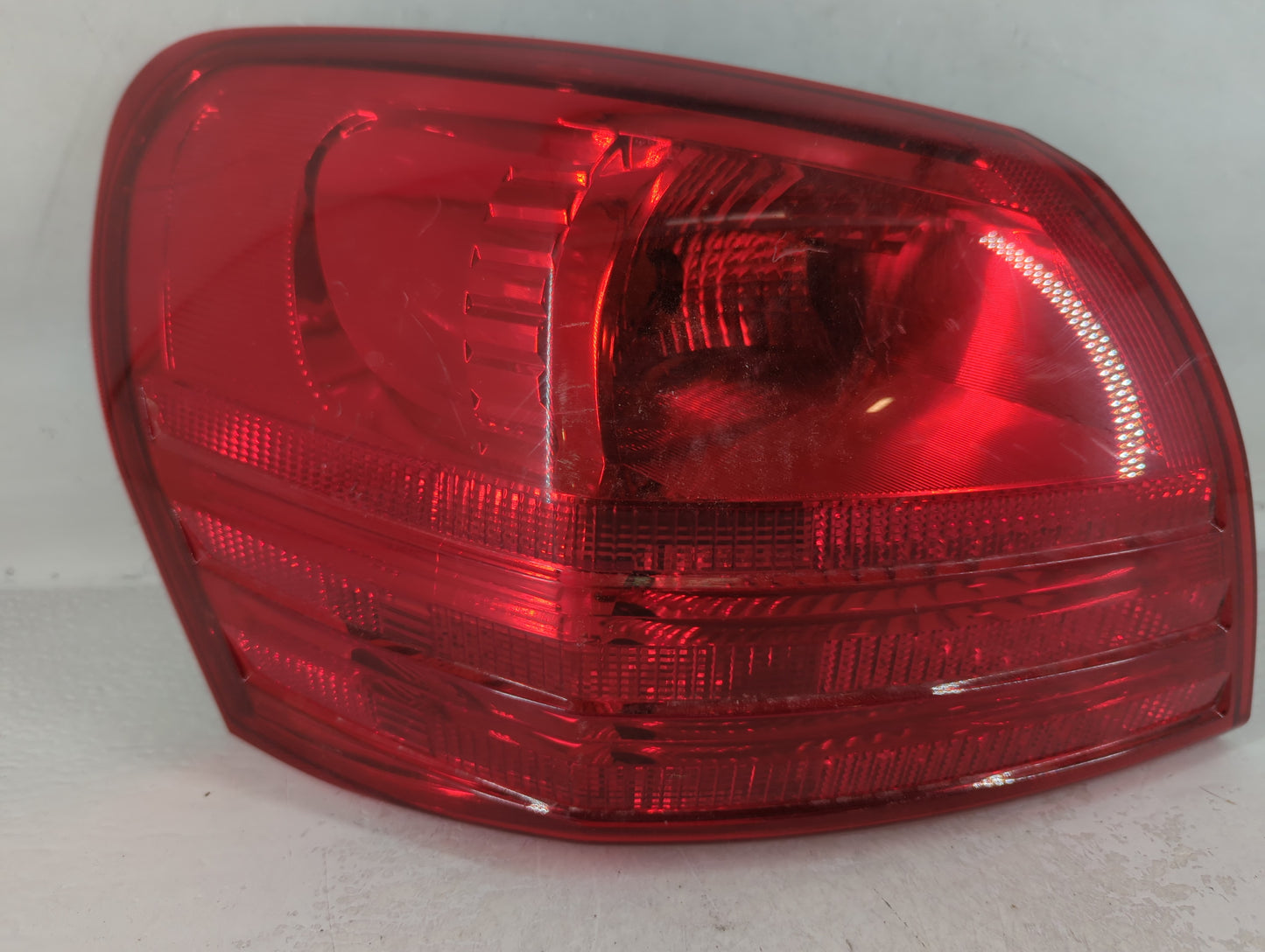 2008-2015 Nissan Rogue Tail Light Assembly Driver Left OEM Fits Fits 2008 2009 2010 2011 2012 2013 2014 2015 OEM Used Auto P