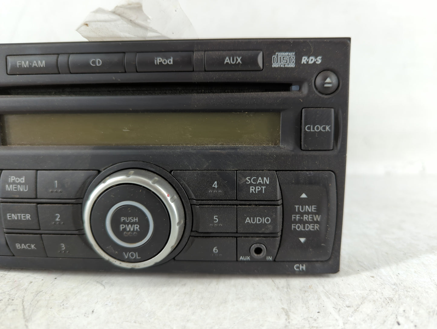 2011-2015 Nissan Rogue Am Fm Cd Player Radio Receiver - Oemusedautoparts1.com