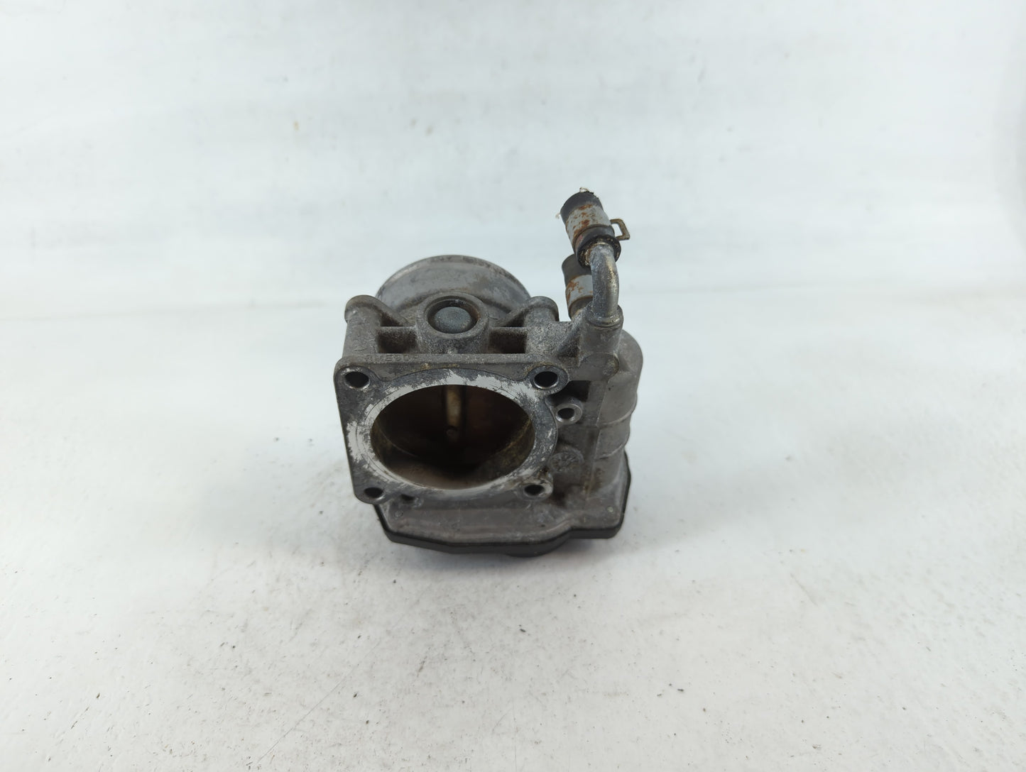 2011-2015 Nissan Rogue Throttle Body P/N:2206S RME60-15 Fits Fits 2011 2012 2013 2014 2015 OEM Used Auto Parts - Oemusedauto