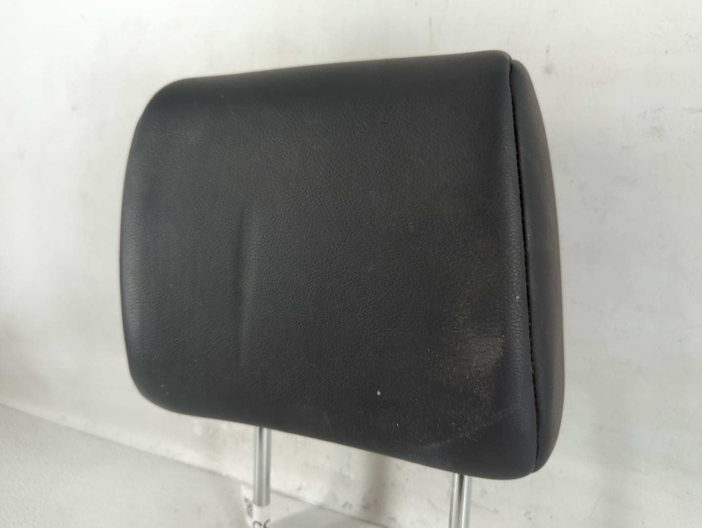 2012 Nissan Rogue Headrest Head Rest Front Driver Passenger Seat Black - Oemusedautoparts1.com