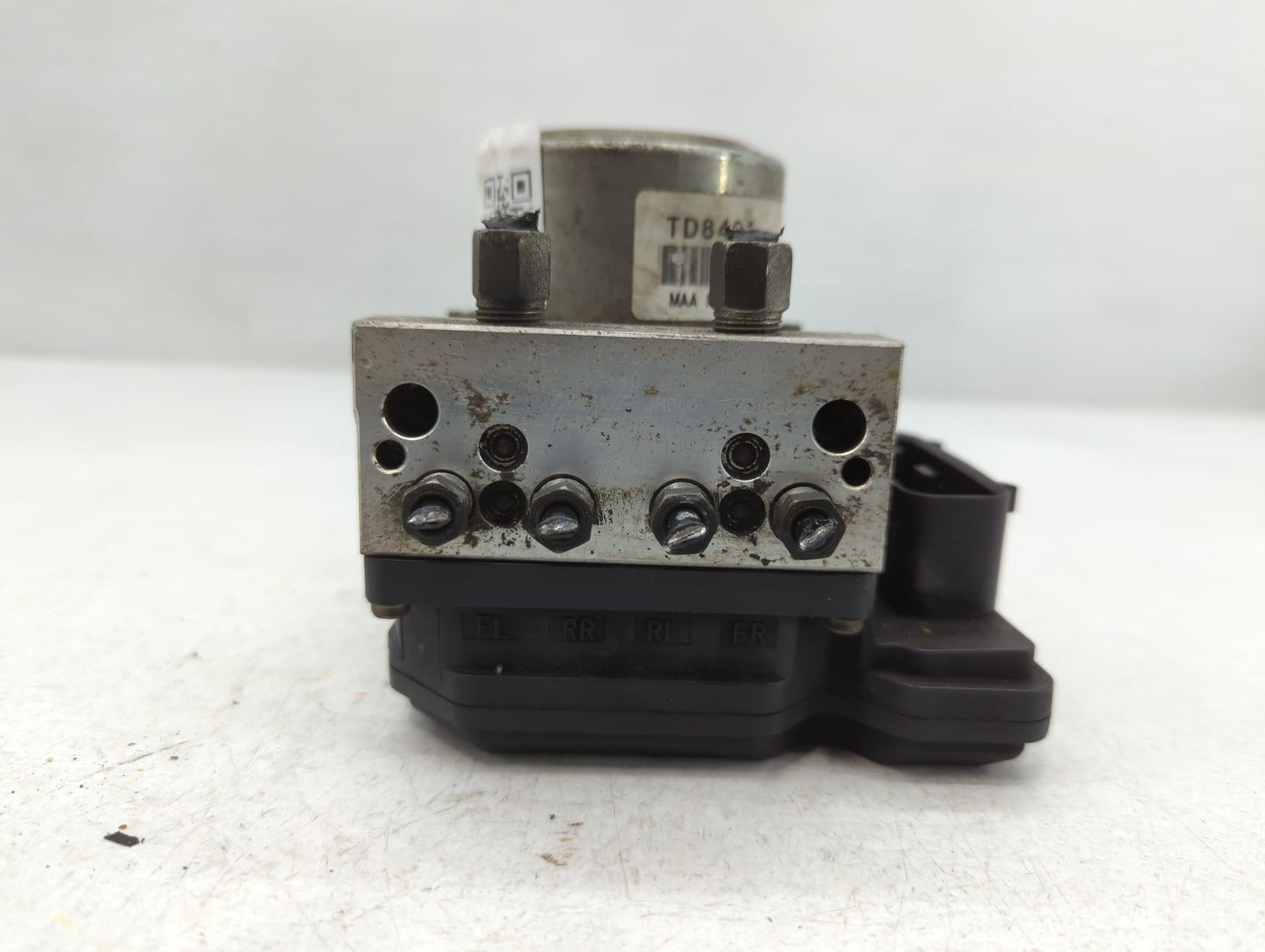 2012-2015 Nissan Rogue ABS Pump Control Module Replacement P/N:51Y180404 Fits Fits 2012 2013 2014 2015 OEM Used Auto Parts -