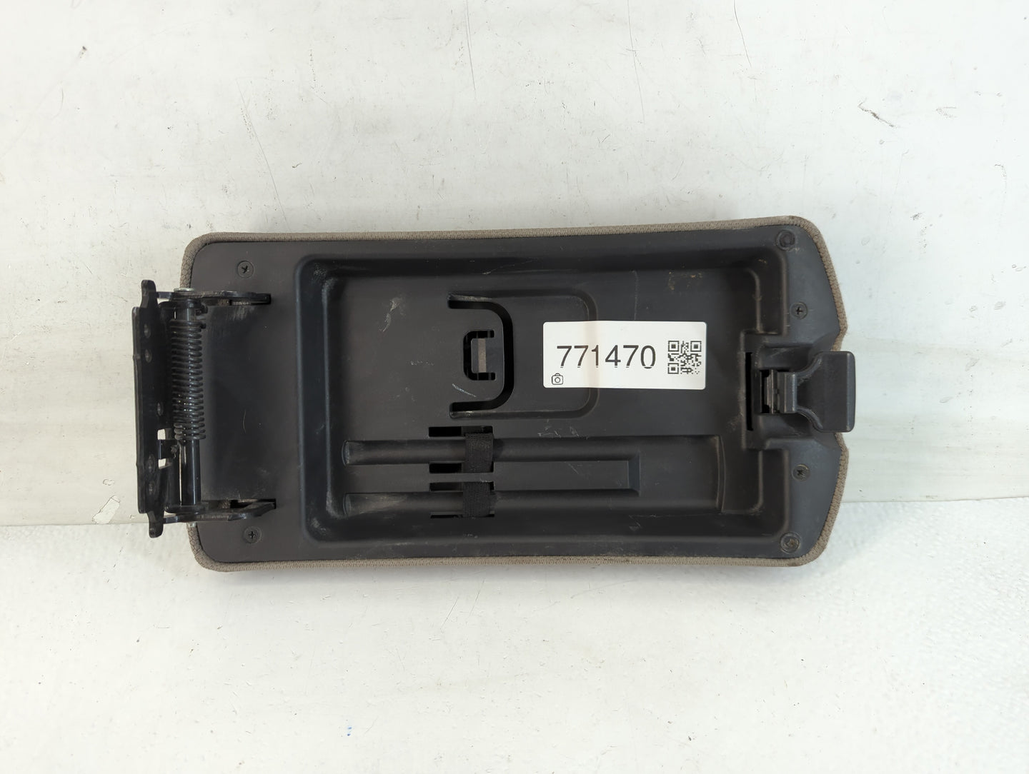 2012 Nissan Rogue Center Console Armrest Cover Lid Fits OEM Used Auto Parts - Oemusedautoparts1.com