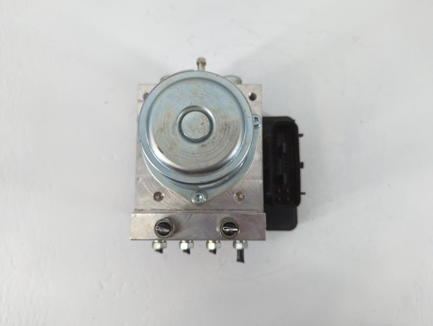 2012 Nissan Rogue ABS Pump Control Module Replacement P/N:2511K473 47660 JM04A Fits Fits 2005 OEM Used Auto Parts - Oemuseda