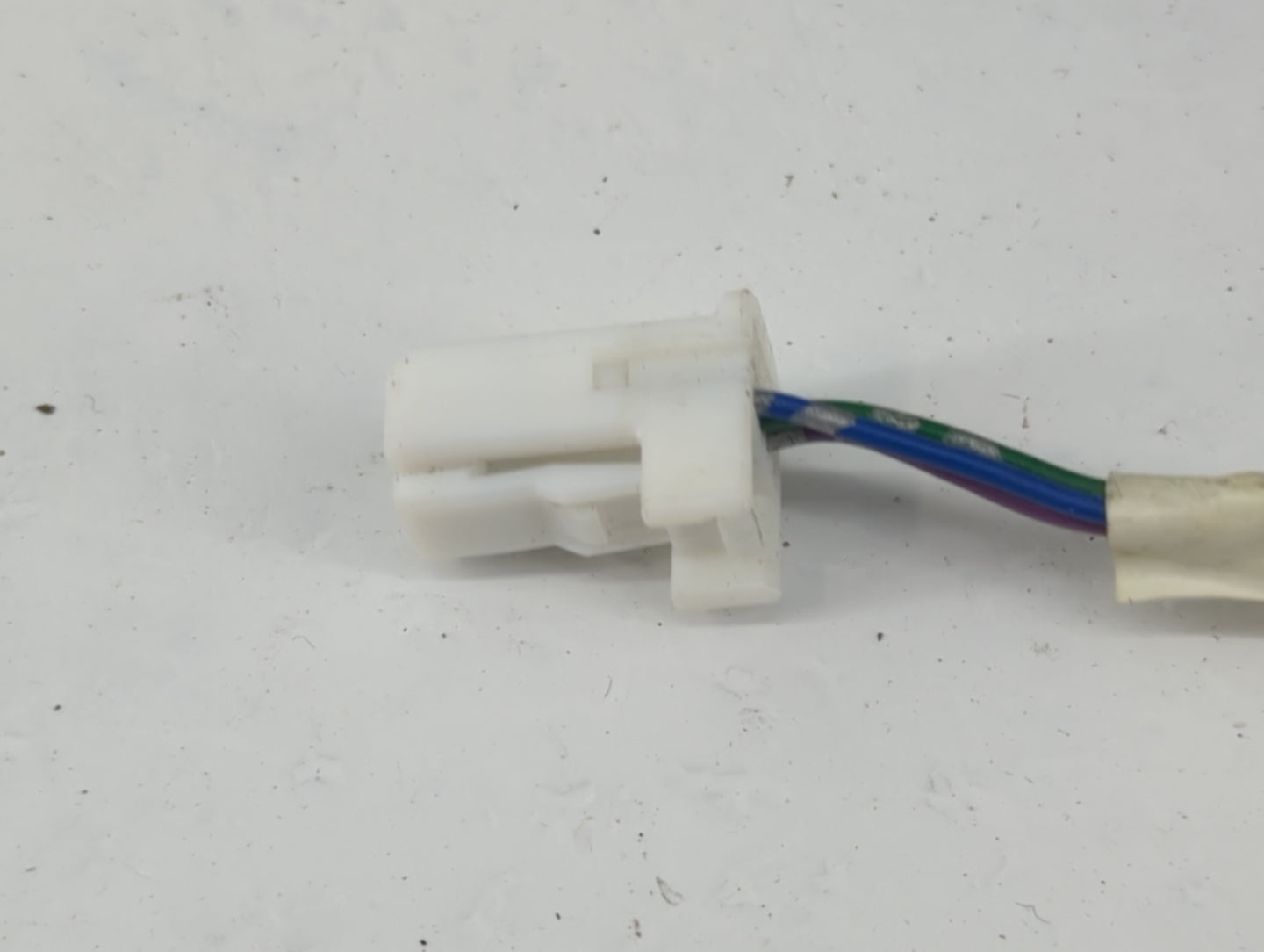 2008-2015 Nissan Rogue Driver Side View Mirror - Left Door Mirror OEM Used - Oemusedautoparts1.com