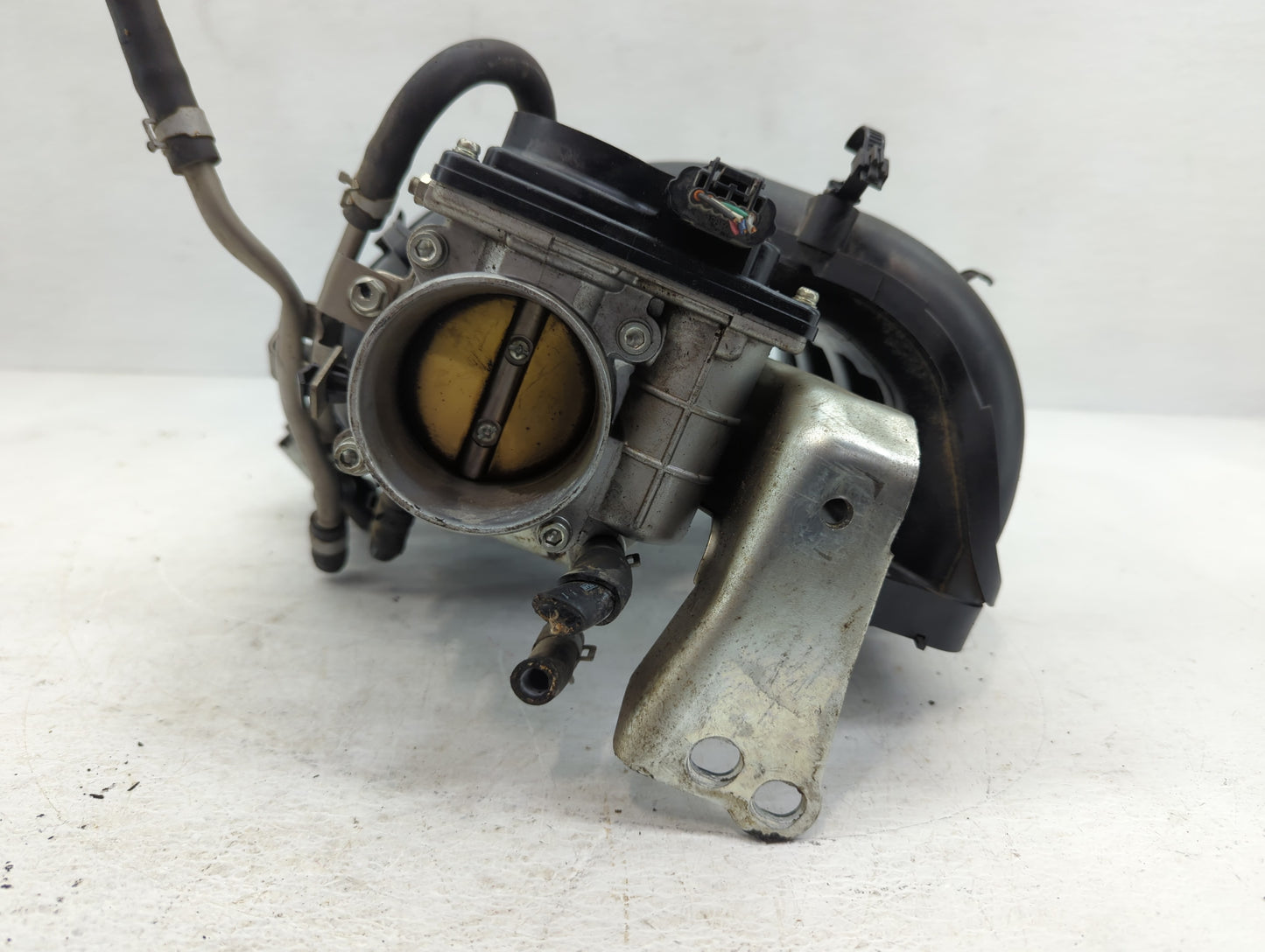 2008-2015 Nissan Rogue Air Intake Manifold P/N:K 1608 3 526-01 Fits Fits 2008 2009 2010 2011 2012 2013 2014 2015 OEM Used Au