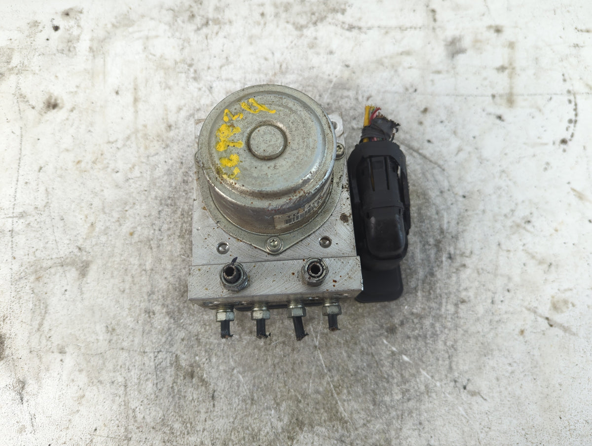 2012-2015 Nissan Rogue Anti-Lock Brake ABS Pump Module Actuator OEM P/N:TD8405 Fits Fits 2012 2013 2014 2015 OEM Used Auto P