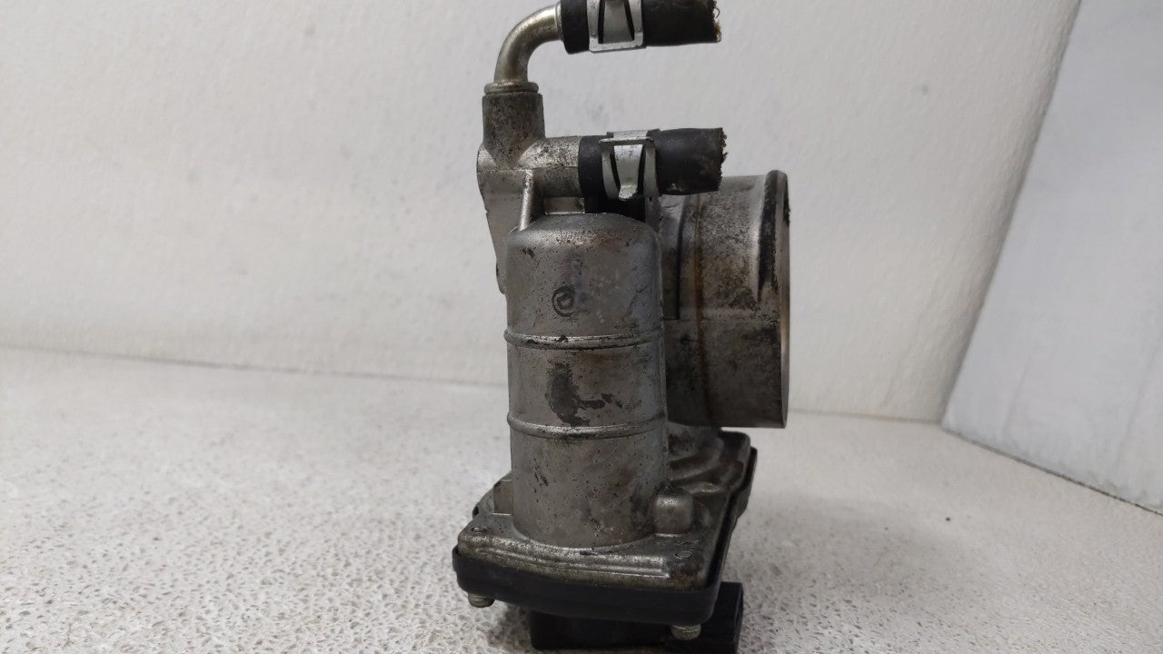 2011-2015 Nissan Rogue Throttle Body P/N:K 2Z18 3 526-01 Fits Fits 2011 2012 2013 2014 2015 OEM Used Auto Parts - Oemusedaut