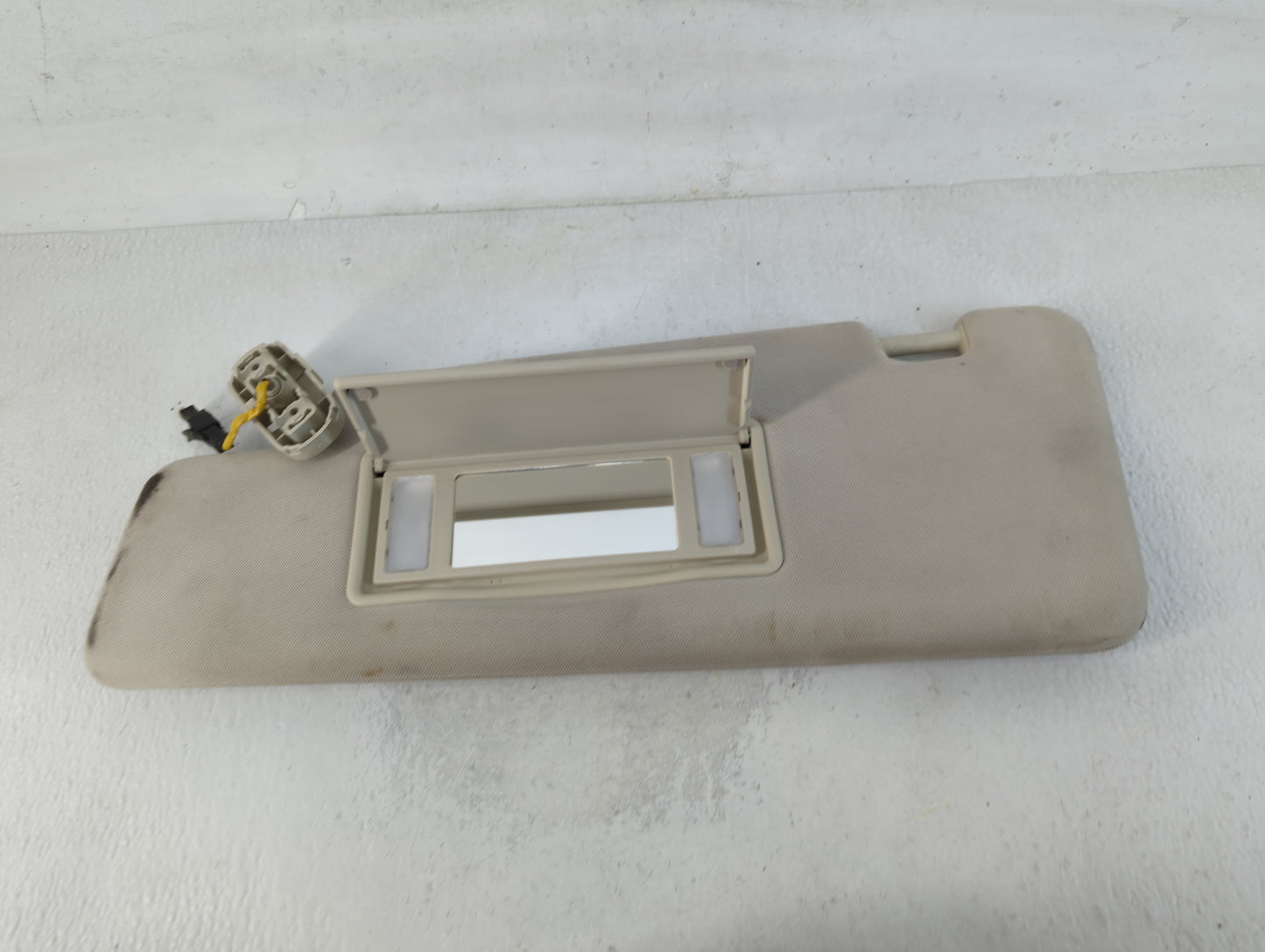 2012 Nissan Rogue Sport Sun Visor Shade Replacement Passenger Right Mirror Fits OEM Used Auto Parts - Oemusedautoparts1.com