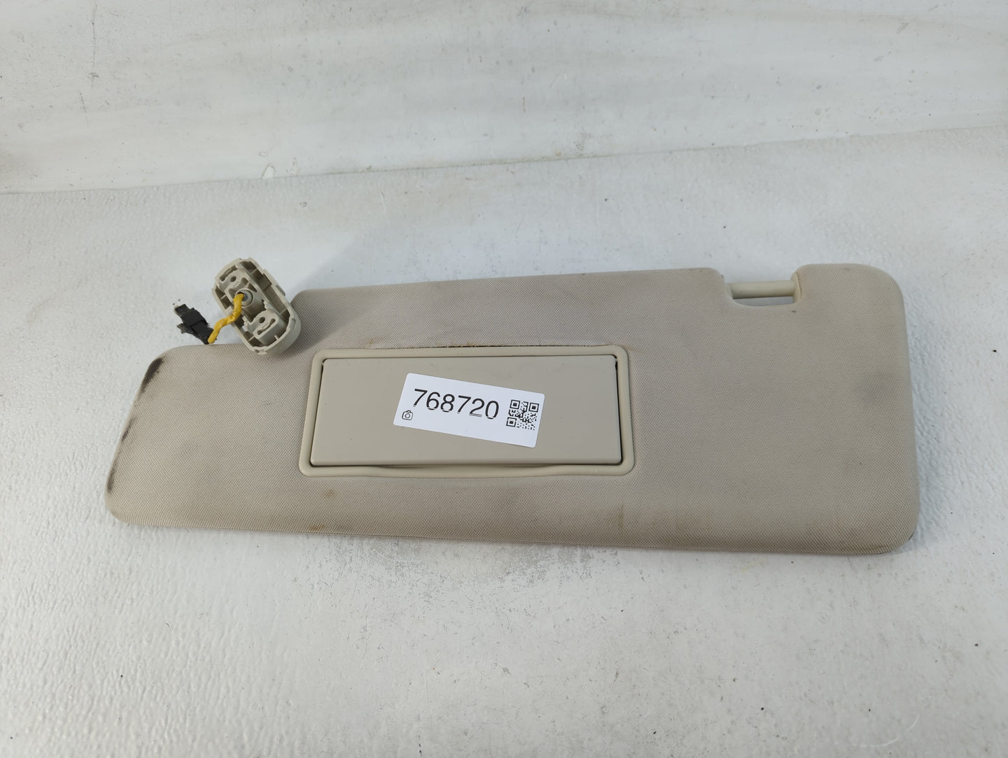 2012 Nissan Rogue Sport Sun Visor Shade Replacement Passenger Right Mirror Fits OEM Used Auto Parts - Oemusedautoparts1.com
