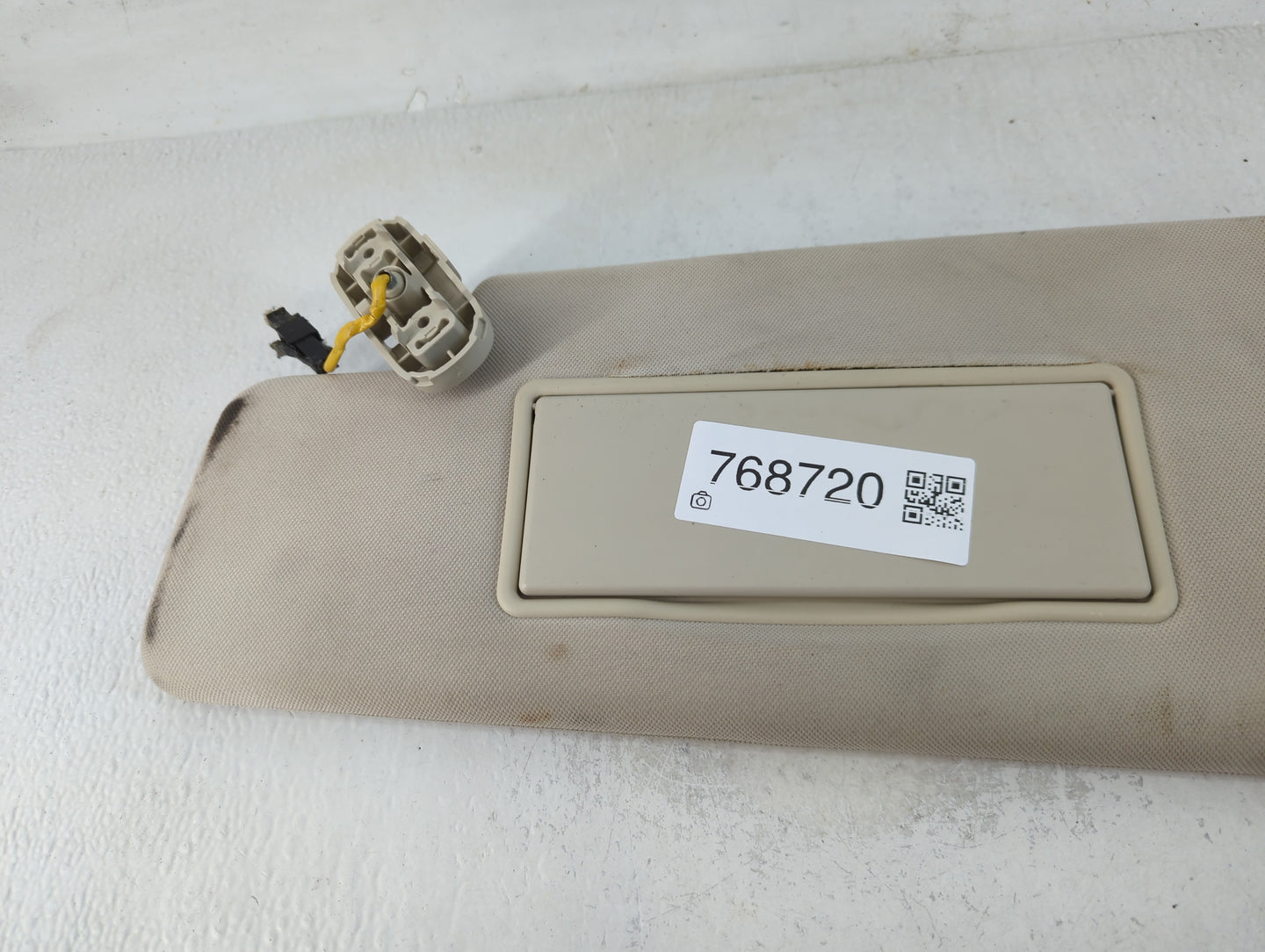 2012 Nissan Rogue Sport Sun Visor Shade Replacement Passenger Right Mirror Fits OEM Used Auto Parts - Oemusedautoparts1.com