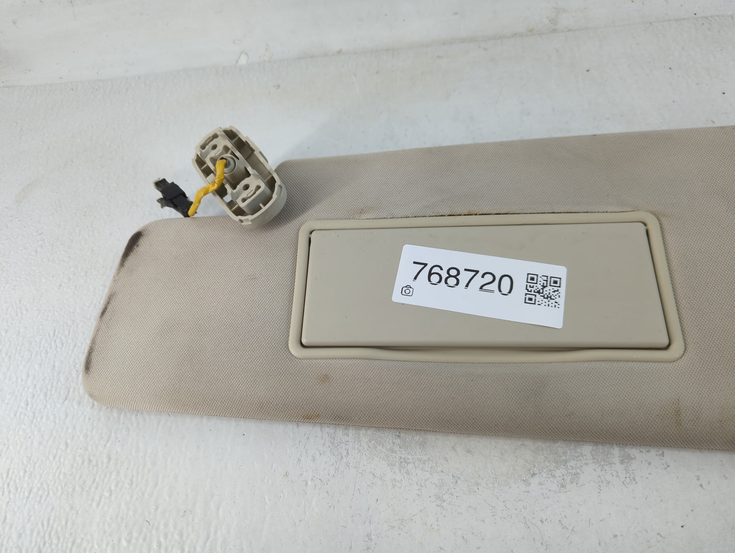 2012 Nissan Rogue Sport Sun Visor Shade Replacement Passenger Right Mirror Fits OEM Used Auto Parts - Oemusedautoparts1.com