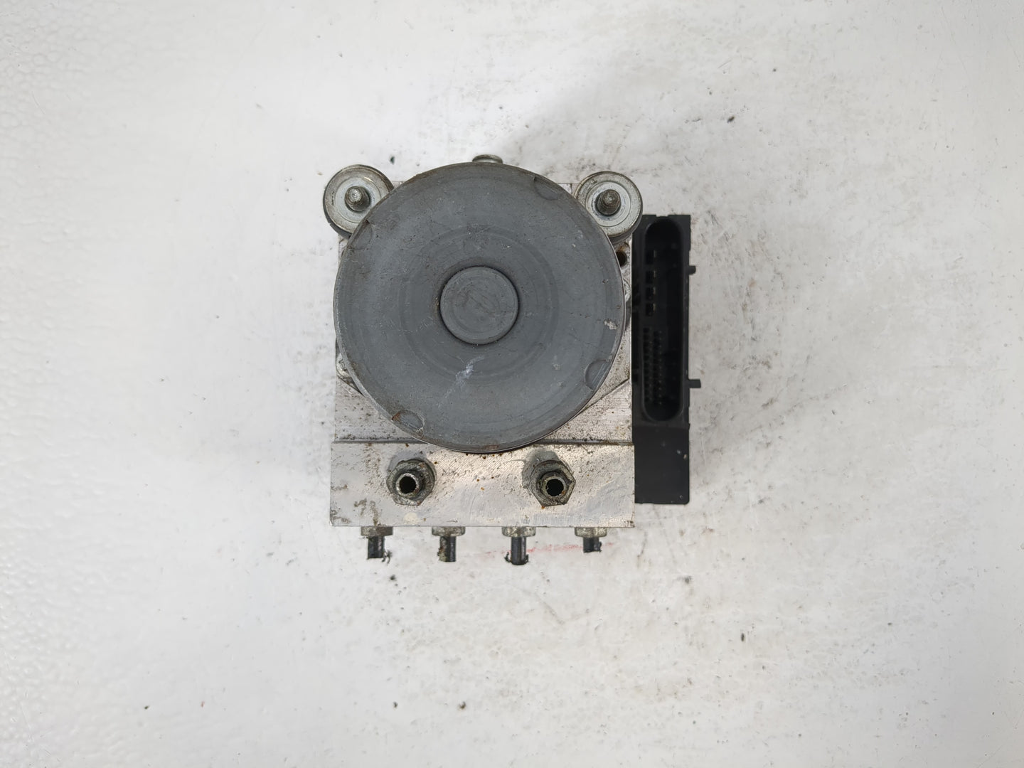 2012 Nissan Sentra ABS Pump Control Module Replacement P/N:0 265 251 618 AC Fits OEM Used Auto Parts - Oemusedautoparts1.com