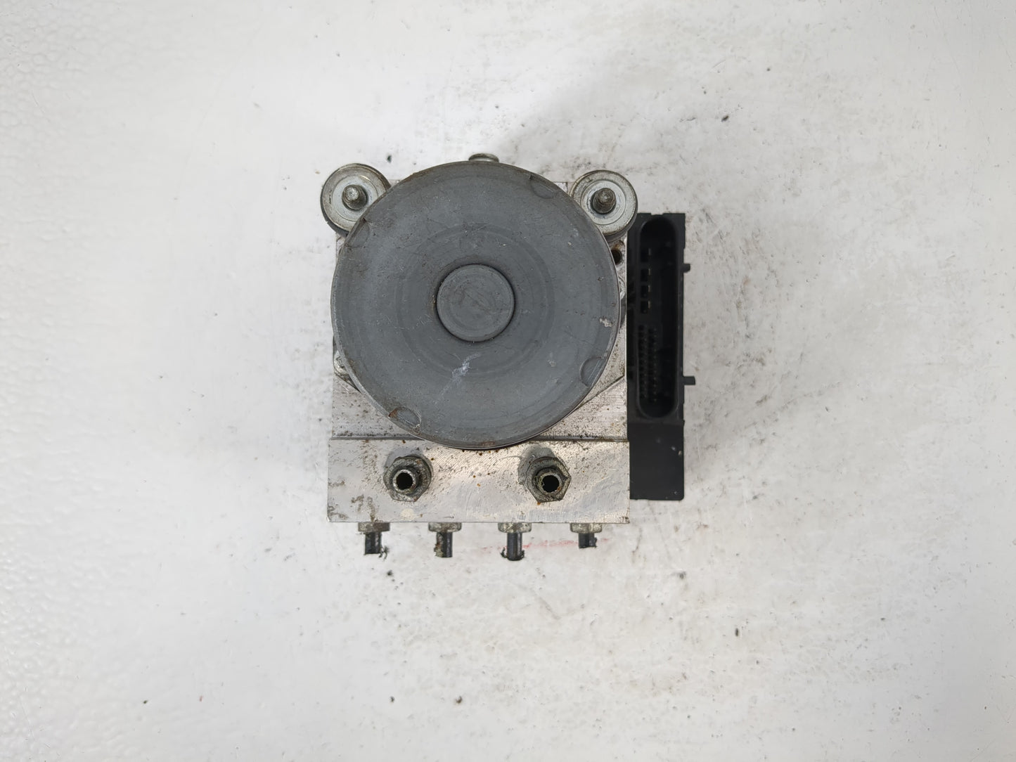 2012 Nissan Sentra ABS Pump Control Module Replacement P/N:0 265 251 618 AC Fits OEM Used Auto Parts - Oemusedautoparts1.com