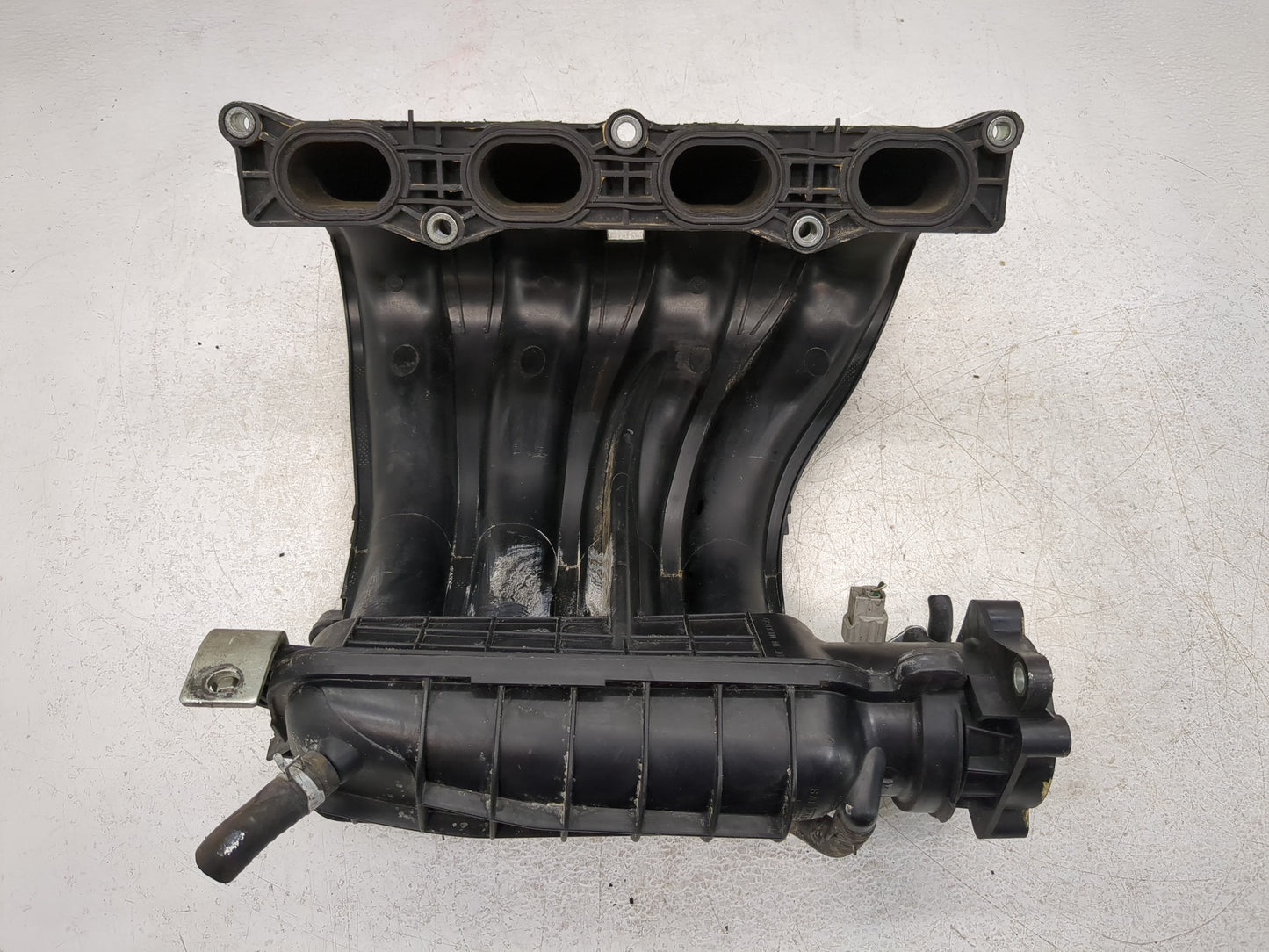 2007-2012 Nissan Sentra Air Intake Manifold P/N:14001 ET00A Fits Fits 2007 2008 2009 2010 2011 2012 OEM Used Auto Parts - Oe