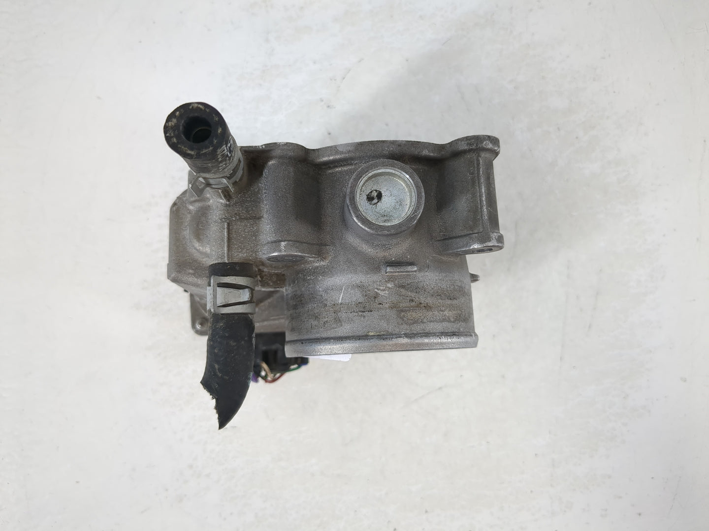 2007-2012 Nissan Sentra Throttle Body P/N:ET-A60-02 Fits Fits 2007 2008 2009 2010 2011 2012 2013 OEM Used Auto Parts - Oemus