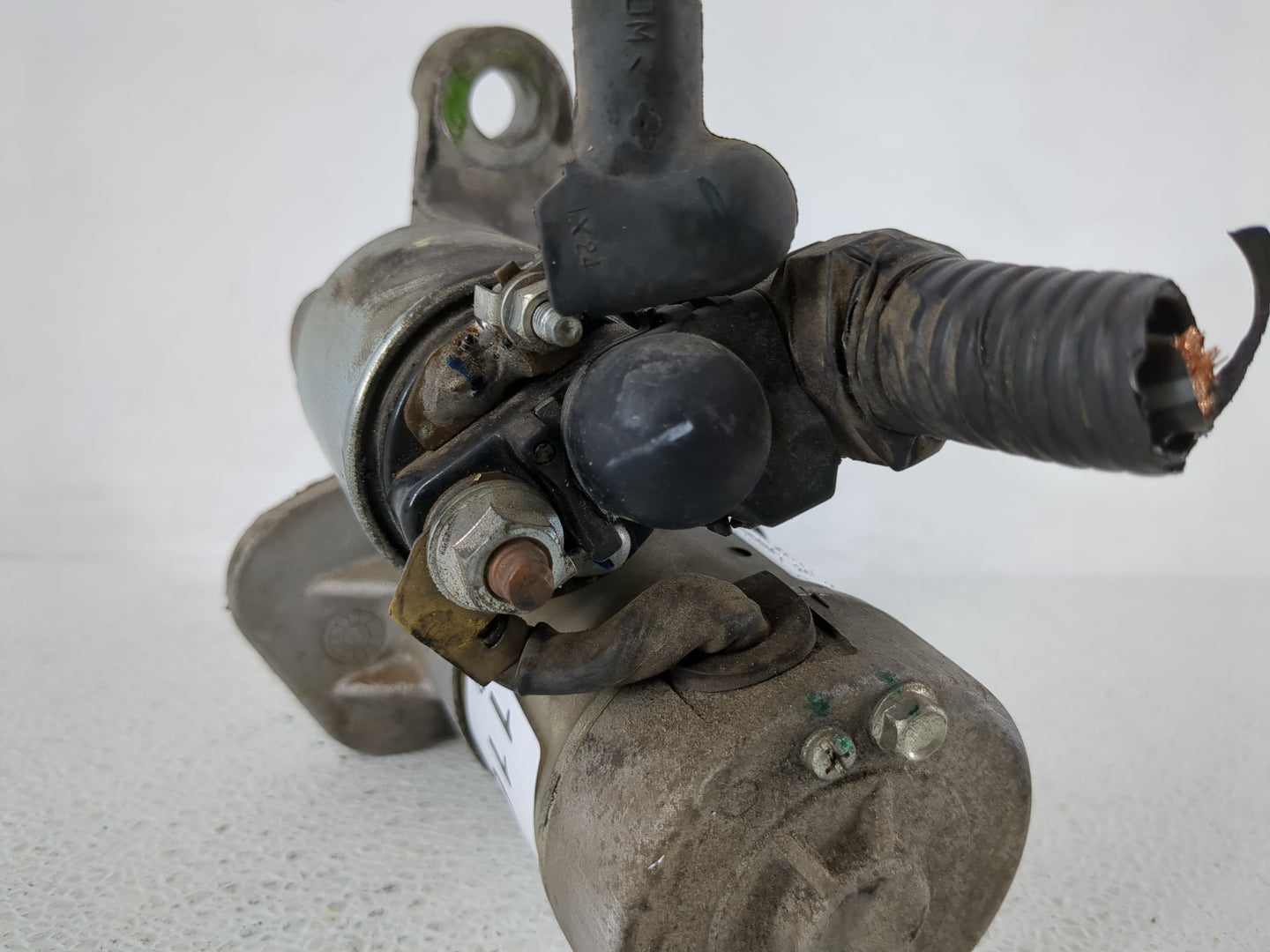 2010-2012 Nissan Sentra Car Starter Motor Solenoid OEM P/N:S114-955A 23300 EN20E Fits Fits 2010 2011 2012 2013 OEM Used Auto