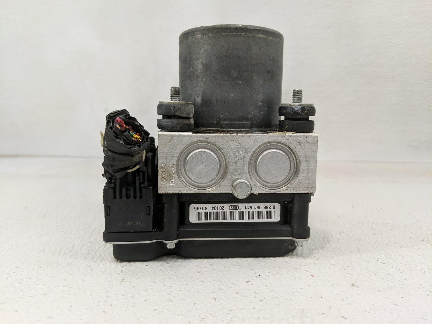 2012 Nissan Sentra ABS Pump Control Module Replacement Fits OEM Used Auto Parts - Oemusedautoparts1.com