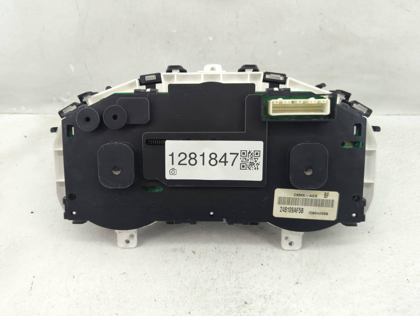2011-2012 Nissan Sentra Instrument Cluster Speedometer Gauges P/N:CKMX-AGS 248109AF5B Fits Fits 2011 2012 OEM Used Auto Part