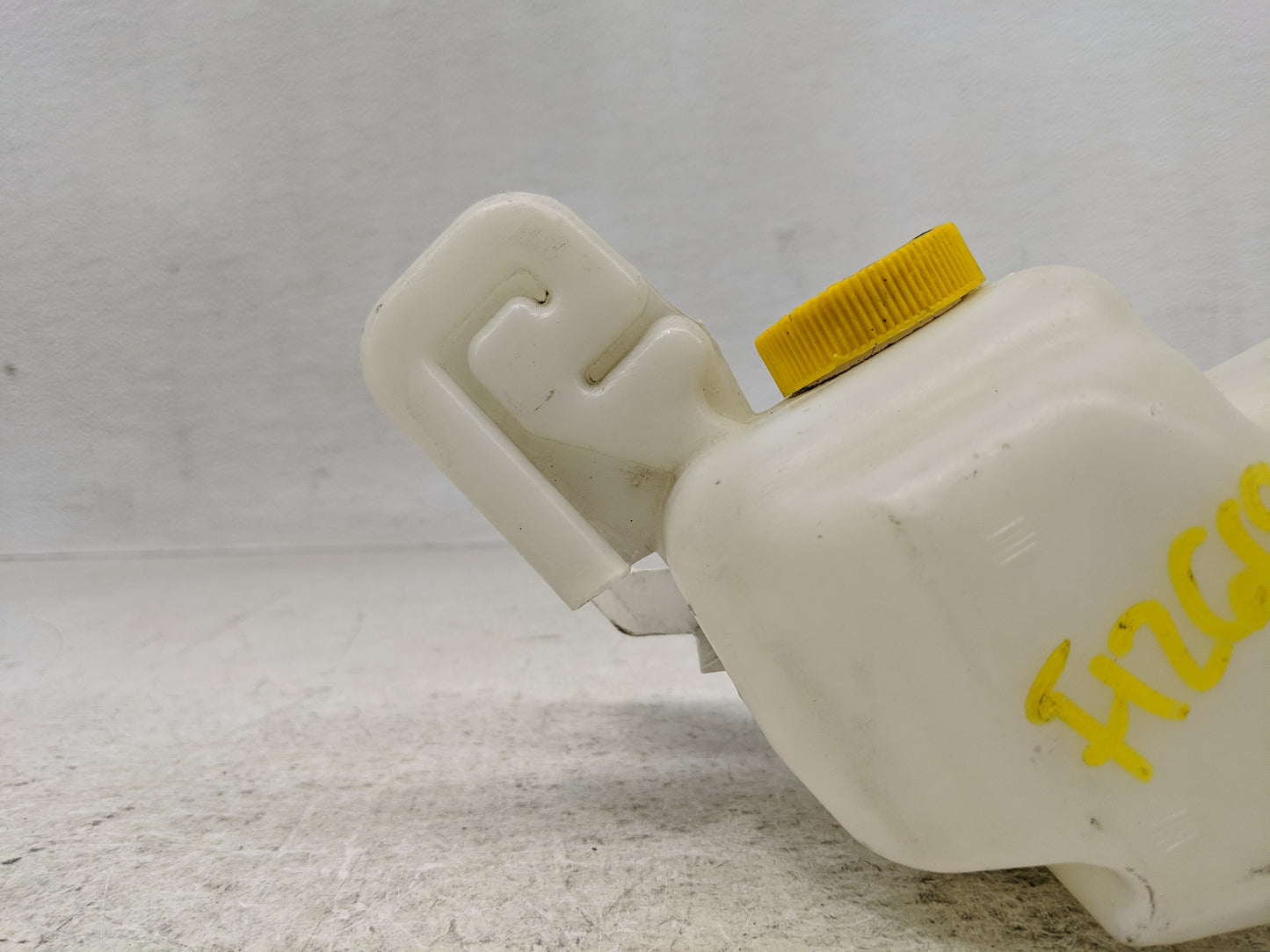 2007-2012 Nissan Sentra Radiator Coolant Overflow Expansion Tank Bottle 1293660 - Oemusedautoparts1.com