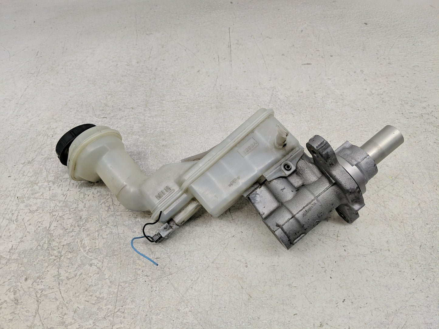 2010-2012 Nissan Sentra Brake Master Cylinder - Oemusedautoparts1.com