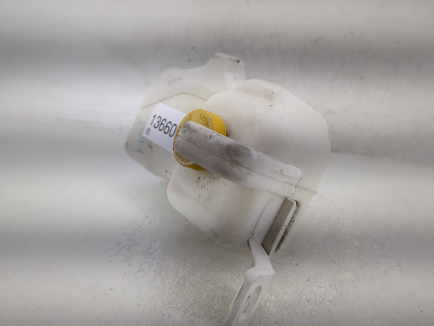 Nissan Sentra Windshield Washer Fluid Reservoir Bottle Oem - Oemusedautoparts1.com