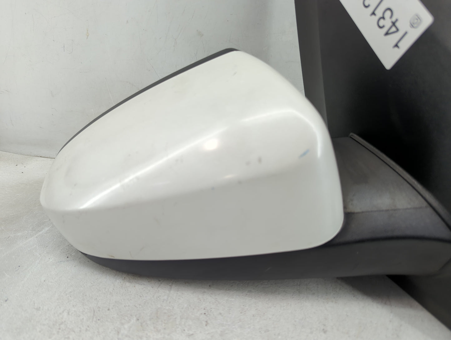 2007-2012 Nissan Sentra Passenger Side View Mirror - Right Door Mirror OEM Used - Oemusedautoparts1.com