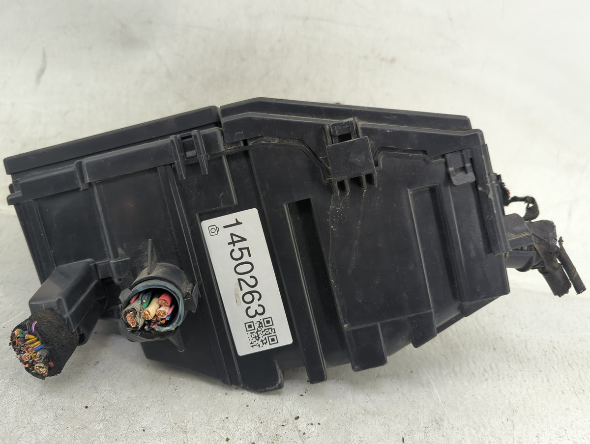 2007-2012 Nissan Sentra Fusebox Fuse Box Panel Relay Module P/N:284B8 ET000 284B6 ET03A Fits Fits 2007 2008 2009 2010 2011 2
