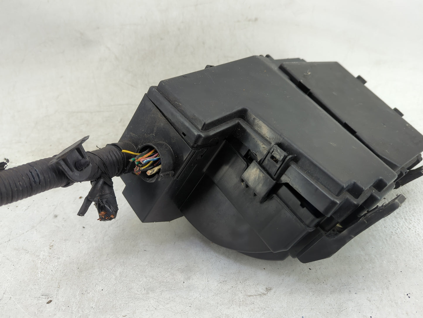 2007-2012 Nissan Sentra Fusebox Fuse Box Panel Relay Module P/N:284B8 ET000 284B6 ET03A Fits Fits 2007 2008 2009 2010 2011 2