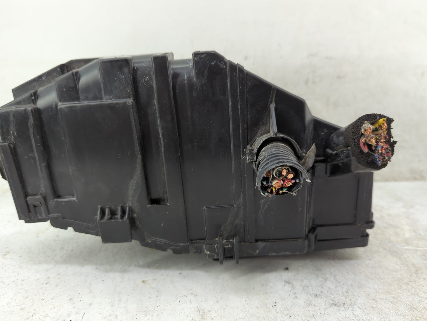 2007-2012 Nissan Sentra Fusebox Fuse Box Panel Relay Module P/N:28405 ET03A Fits Fits 2007 2008 2009 2010 2011 2012 OEM Used