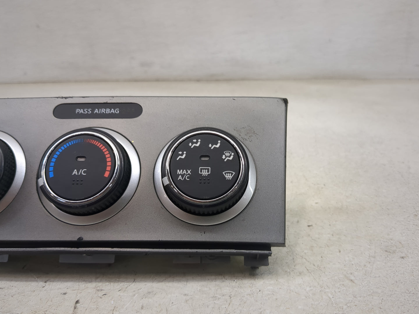 2010-2012 Nissan Sentra Climate Control Module Temperature AC/Heater Replacement P/N:ZT50A 3206000 Fits Fits 2010 2011 2012 