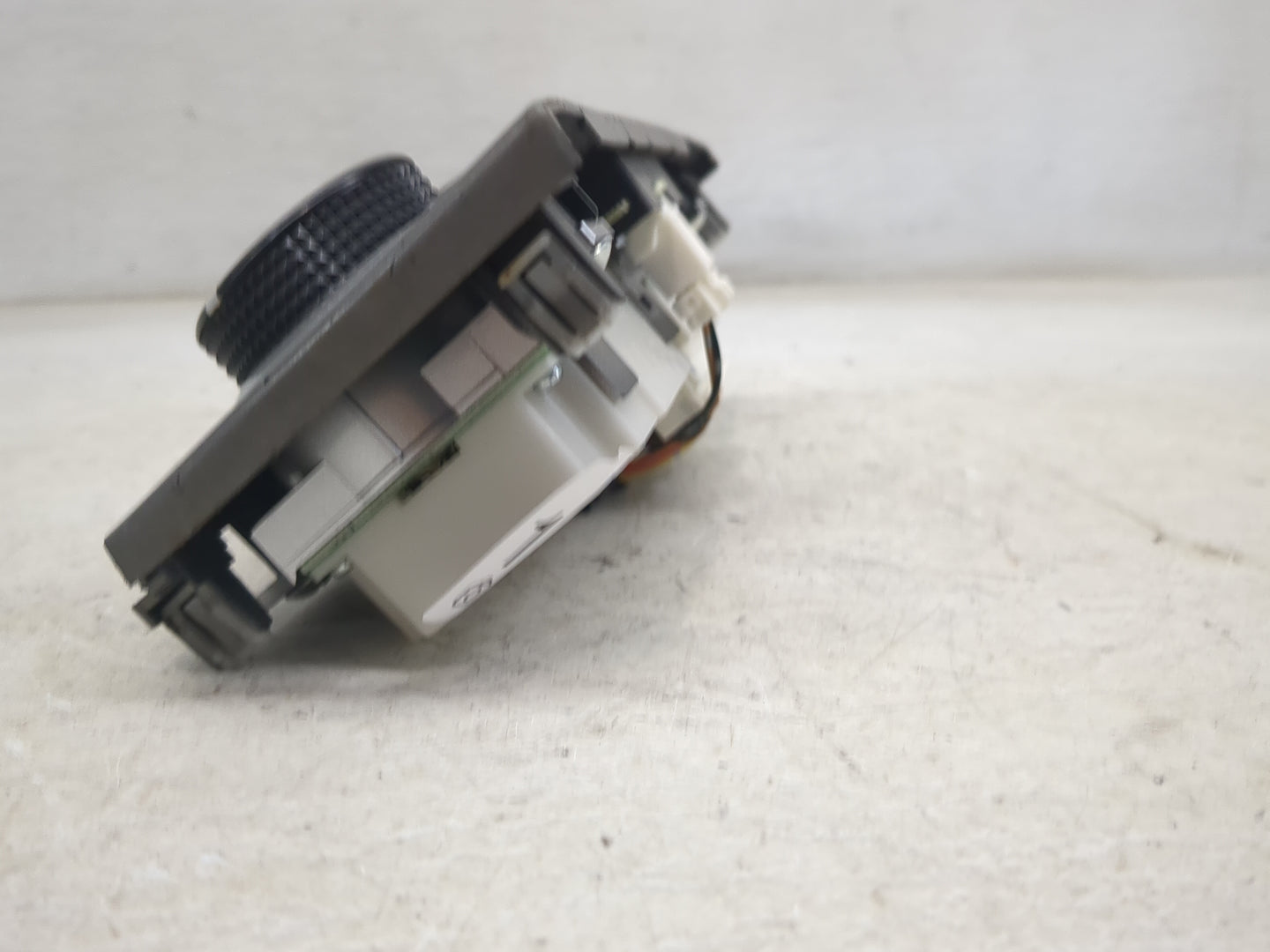 2010-2012 Nissan Sentra Climate Control Module Temperature AC/Heater Replacement Fits Fits 2010 2011 2012 OEM Used Auto Part