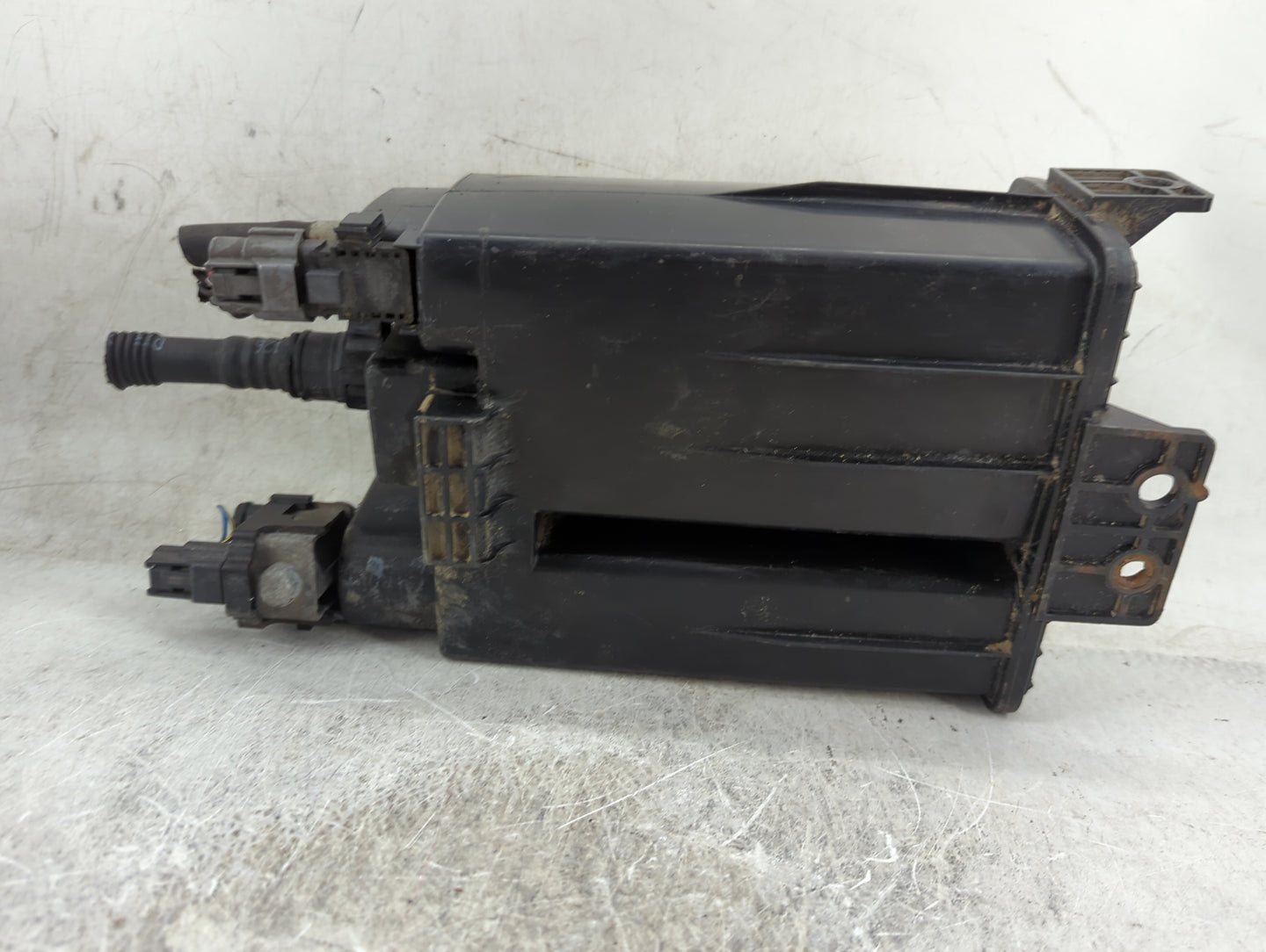 2012 Nissan Sentra Fuel Vapor Charcoal Canister 1467843 - Oemusedautoparts1.com