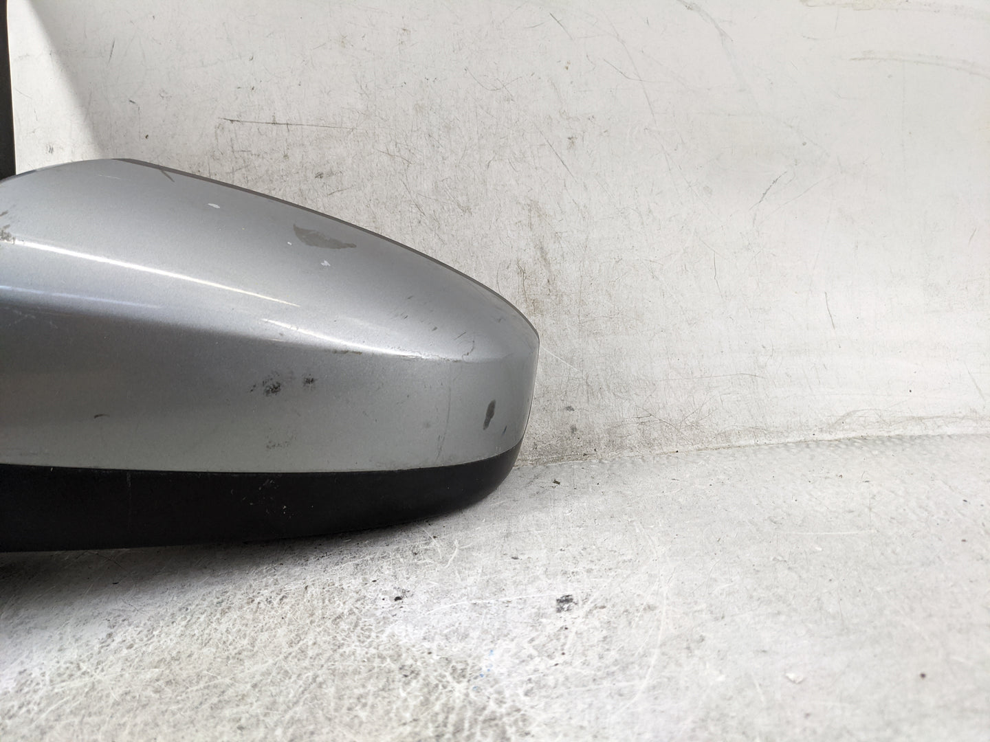 2007-2012 Nissan Sentra Driver Side View Mirror - Left Door Mirror OEM Used - Oemusedautoparts1.com
